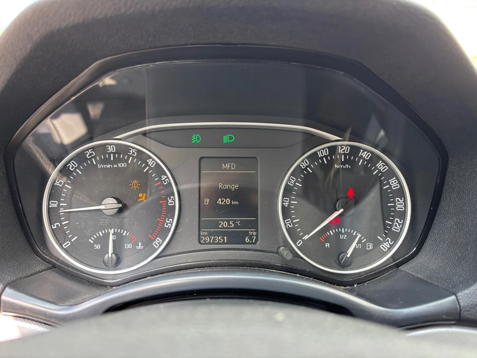 Skoda Octavia 1.6 TDI, снимка 13 - Автомобили и джипове - 54621024