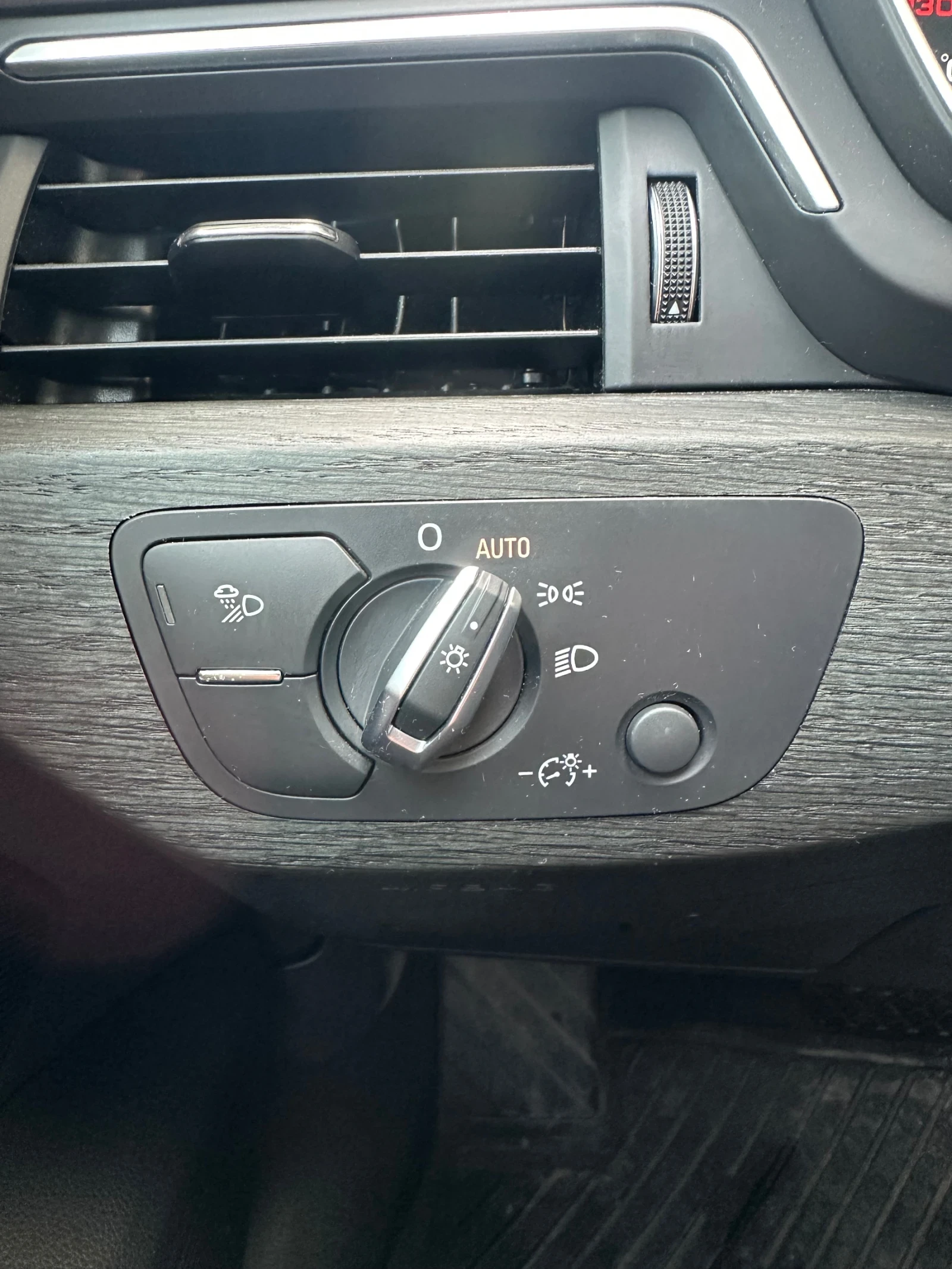 Audi A4, снимка 5 - Автомобили и джипове - 54670689