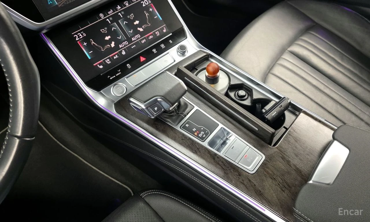 Audi A7 45 TDI Quattro Premium* S Line* DISTRONIC* B&O* , снимка 14 - Автомобили и джипове - 54998133