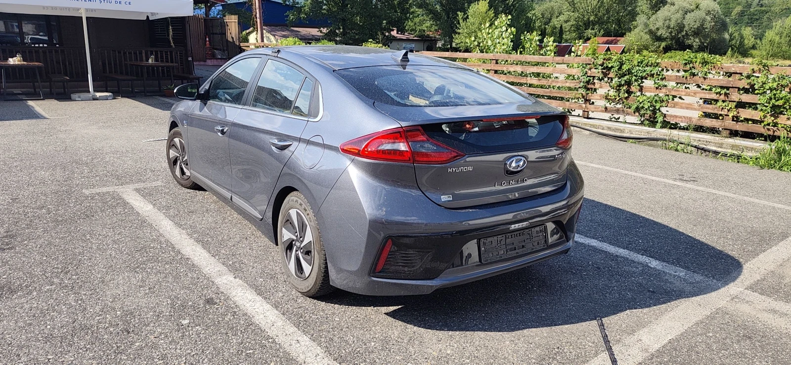Hyundai Ioniq Хибрид , снимка 3 - Автомобили и джипове - 55434844