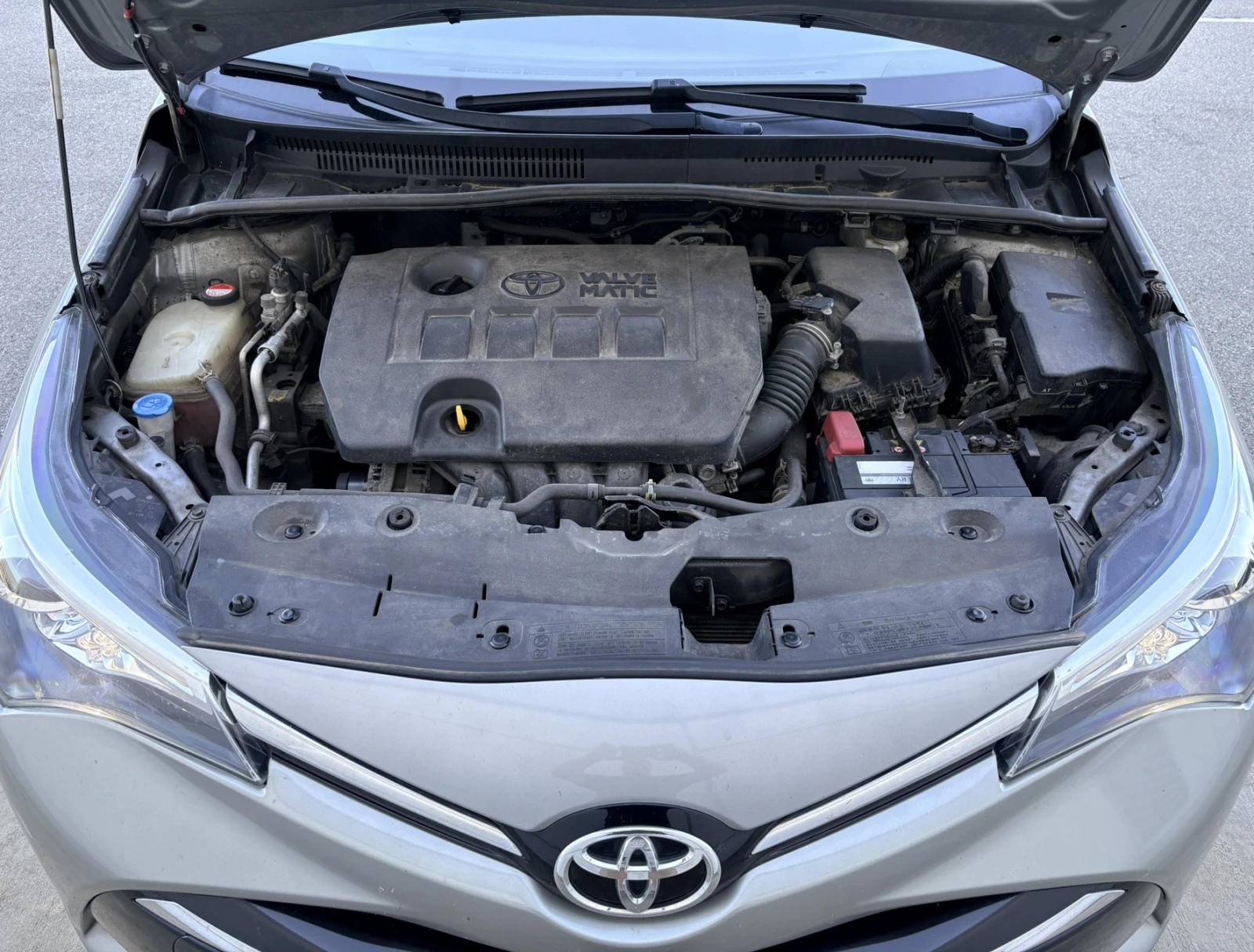 Toyota Avensis III 1.6VVT-i, снимка 15 - Автомобили и джипове - 55546674
