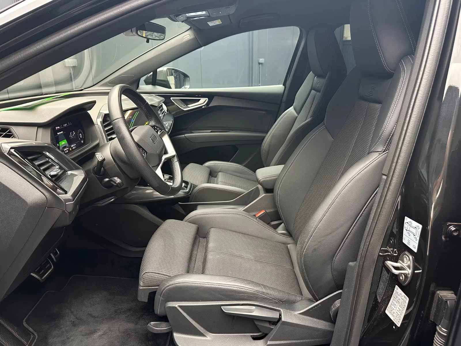 Audi E-Tron e-tron/265HP/45/SPORTBACK/S-LINE/CAM/708z, снимка 13 - Автомобили и джипове - 55554723