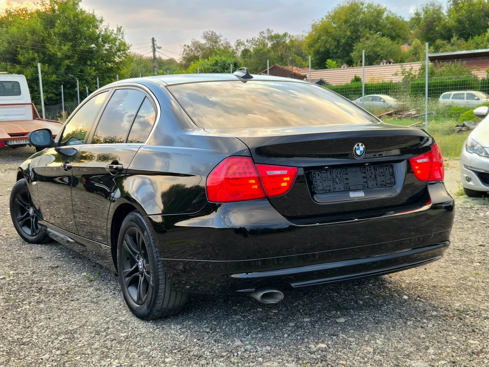 BMW 320 2.0 D* 177* УНИКАТ ФЕЙСЛИФТ , снимка 4 - Автомобили и джипове - 55580038