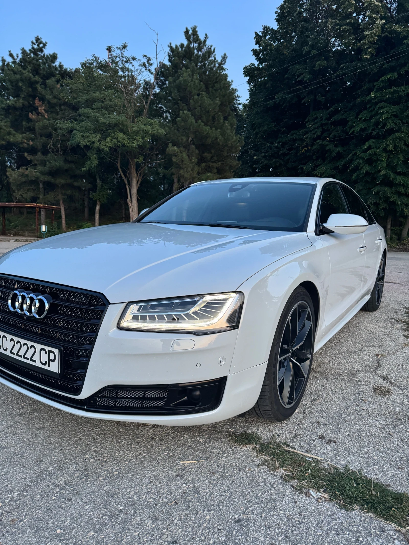 Audi A8, снимка 2 - Автомобили и джипове - 55806105