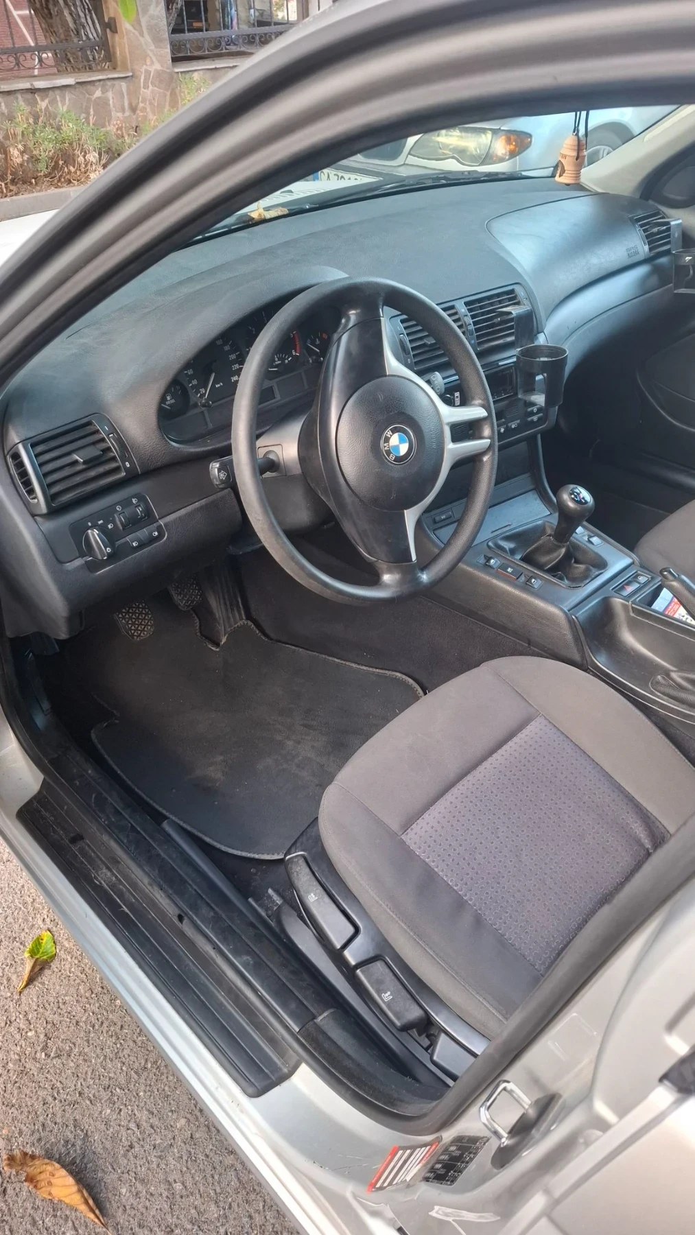 BMW 320, снимка 7 - Автомобили и джипове - 56132731