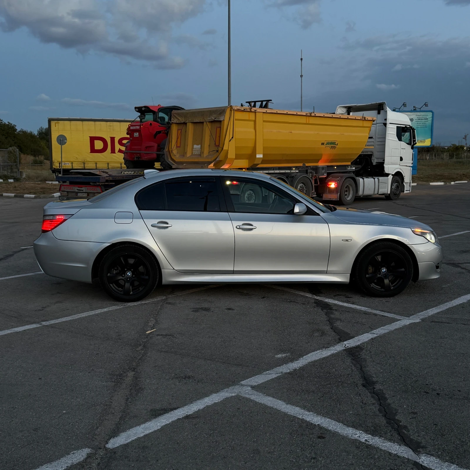 BMW 525, снимка 7 - Автомобили и джипове - 56184935