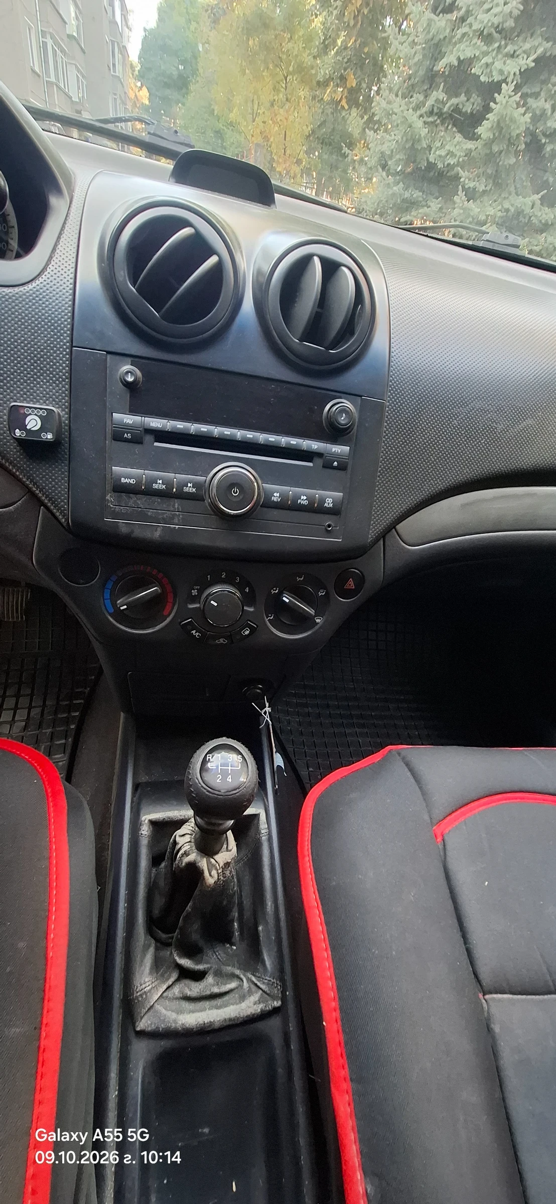 Chevrolet Aveo, снимка 6 - Автомобили и джипове - 56429818
