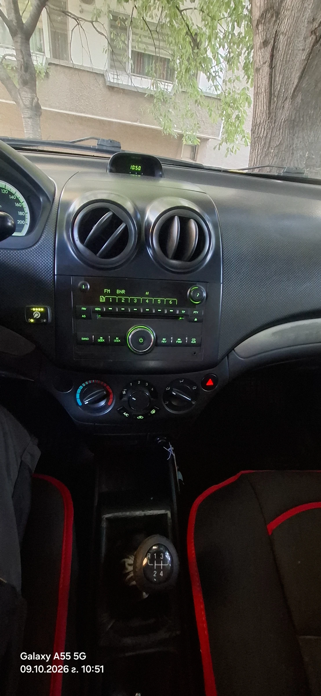 Chevrolet Aveo, снимка 2 - Автомобили и джипове - 56429818