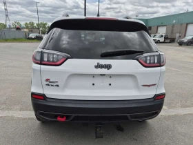 Jeep Cherokee * TRAILHAWK * 2 КЛЮЧА * ПОДГРЕВИ * CARFAX, снимка 4