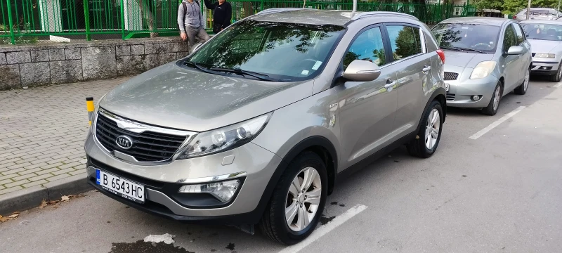 Kia Sportage 2.0 crdi 4x4 aut 134 000 км. , снимка 1 - Автомобили и джипове - 49093363