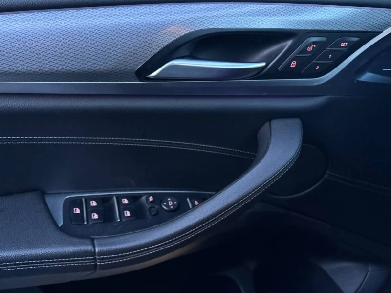 BMW X3 xDrive30i* CARFAX* ОПЦИЯ ЗА ФИНАНСИРАНЕ* , снимка 15 - Автомобили и джипове - 53047682