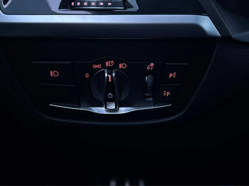 BMW X3 xDrive30i* CARFAX* ОПЦИЯ ЗА ФИНАНСИРАНЕ* , снимка 16 - Автомобили и джипове - 53047682