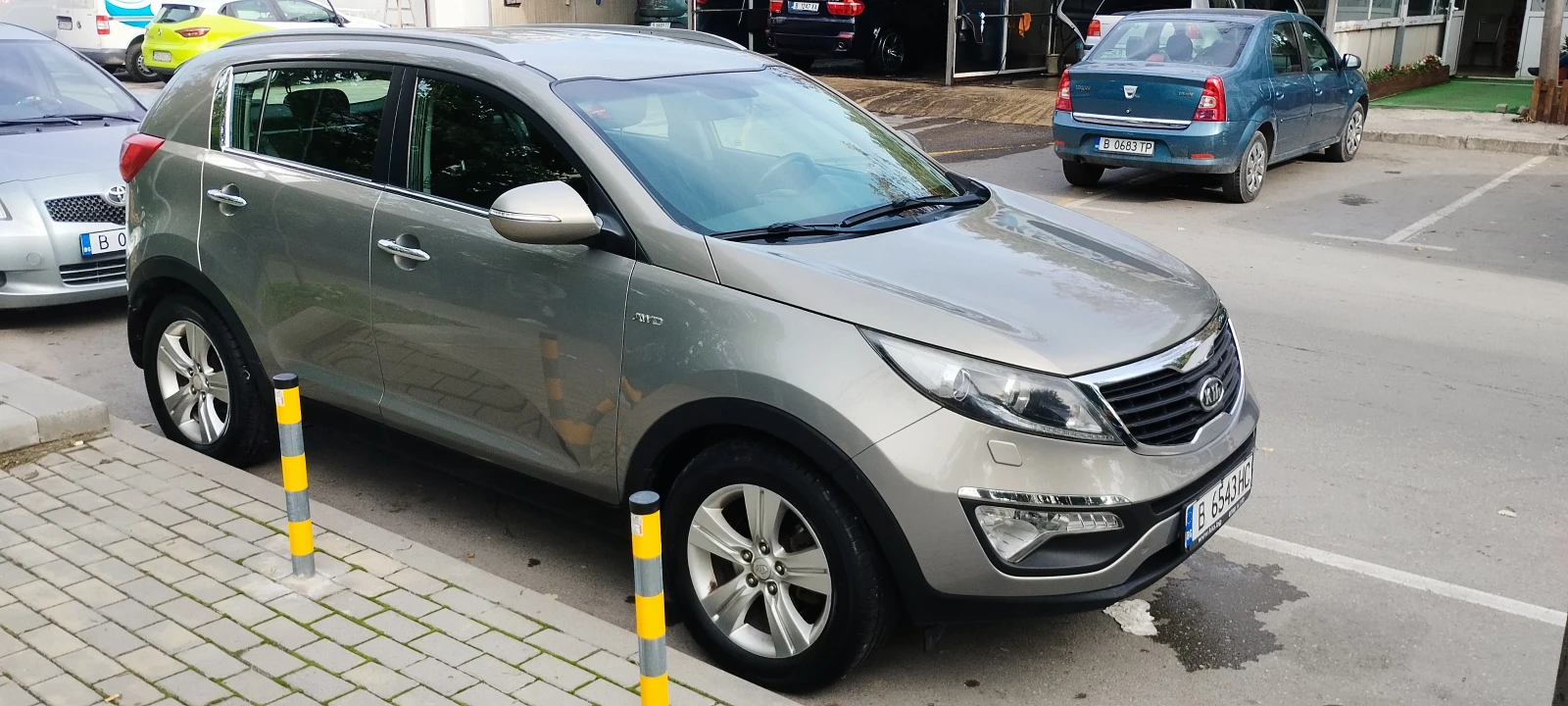 Kia Sportage 2.0 crdi 4x4 aut ex - изображение 2