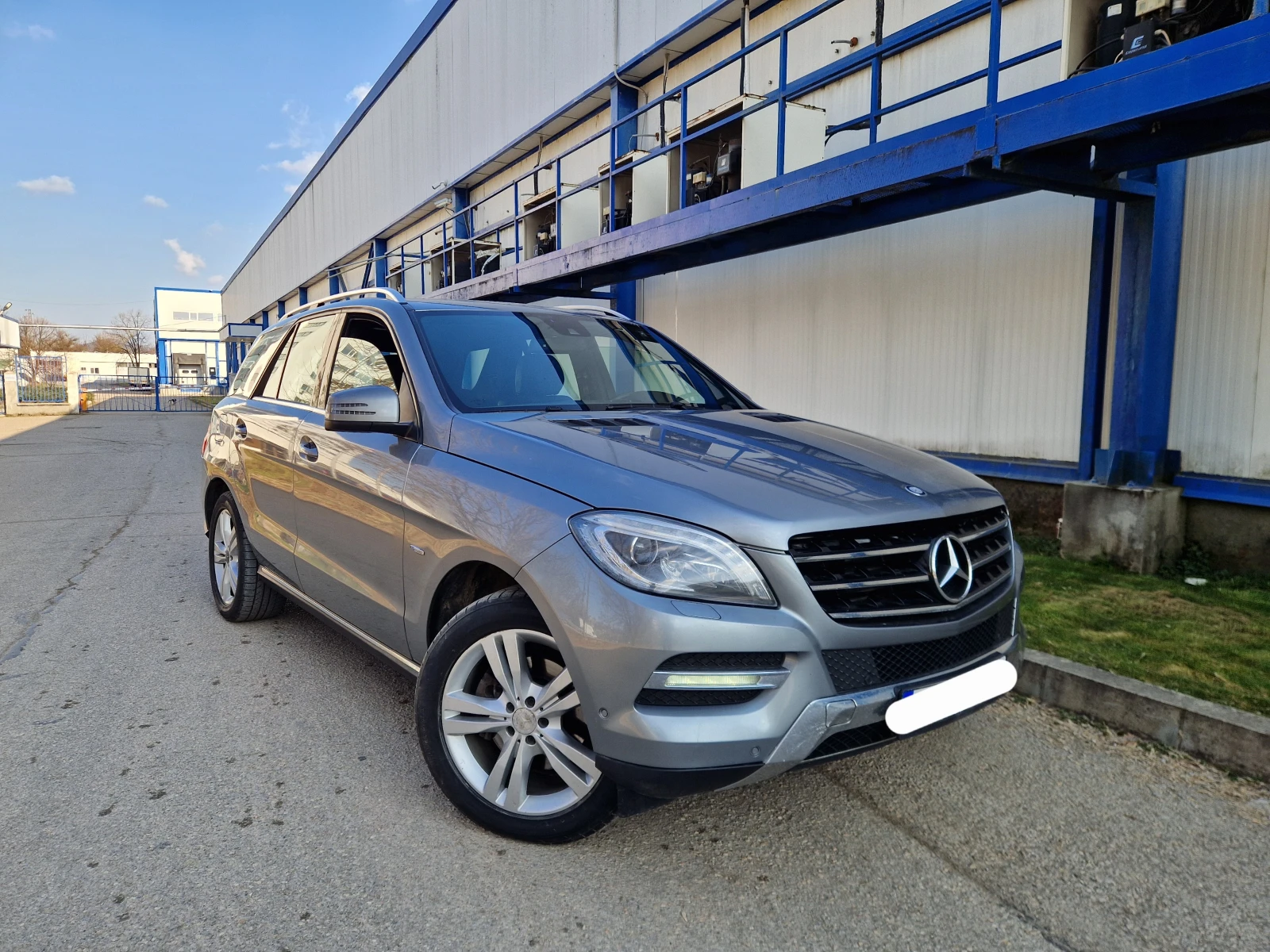 Mercedes-Benz ML 350 Подгрев 2ключа, снимка 3 - Автомобили и джипове - 53848222
