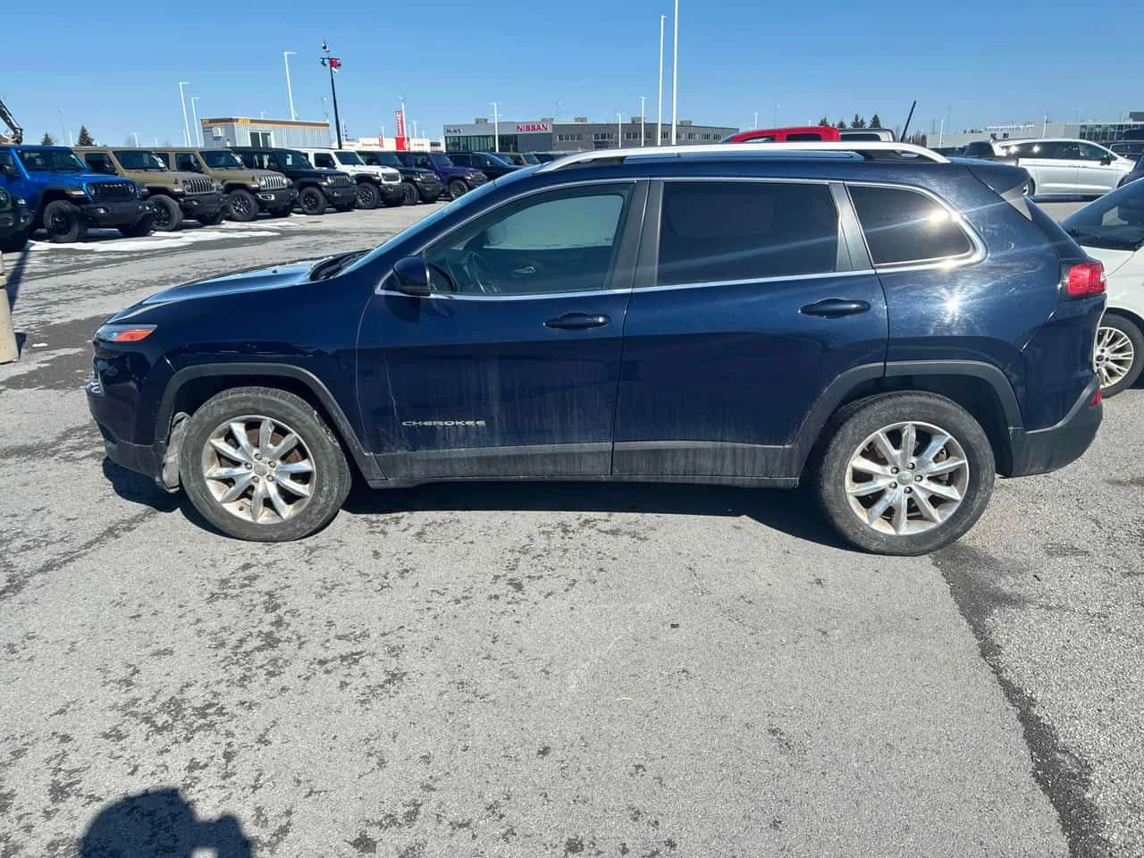 Jeep Cherokee * Limited * PANO* ПОДГРЕВ* KEYLESS* , снимка 2 - Автомобили и джипове - 54001751