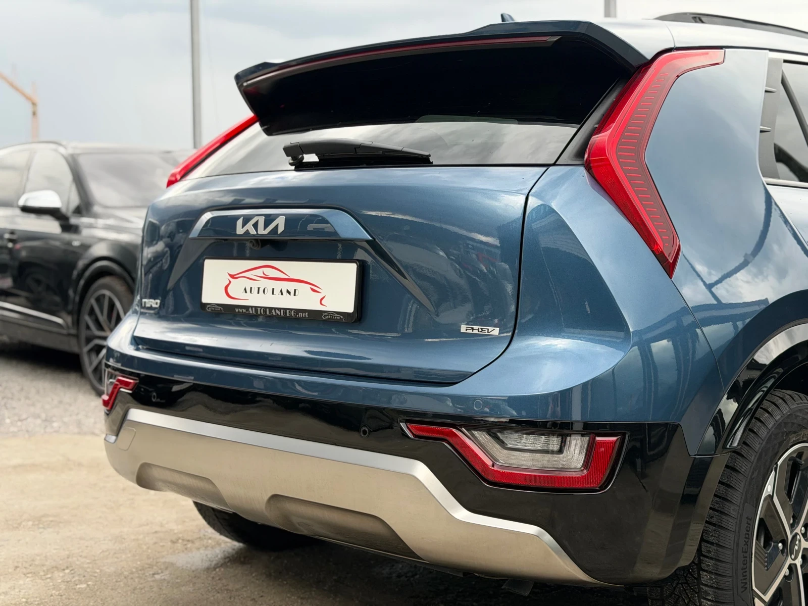 Kia Niro Plug-in Hybrid/LED/NAV/KEYLESS/CAM/СОБСТВЕН ЛИЗИНГ, снимка 8 - Автомобили и джипове - 54237288