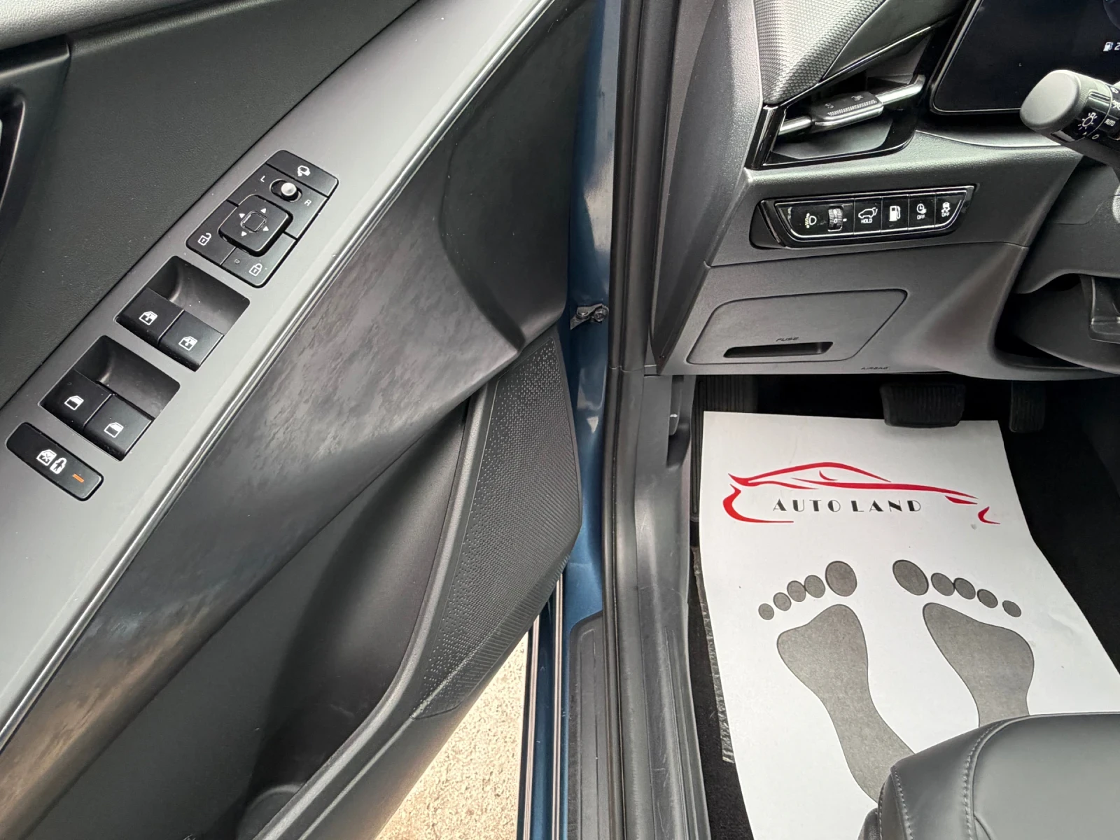 Kia Niro Plug-in Hybrid/LED/NAV/KEYLESS/CAM/СОБСТВЕН ЛИЗИНГ, снимка 14 - Автомобили и джипове - 54237288