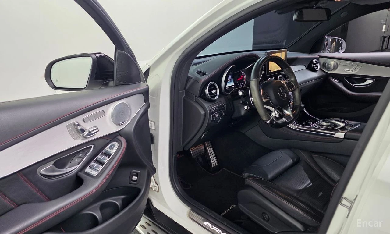 Mercedes-Benz GLC 43 AMG 4MATIC Coupe* BURMESTER* HEAD-UP* 360 CAM* PANO* , снимка 6 - Автомобили и джипове - 55072353