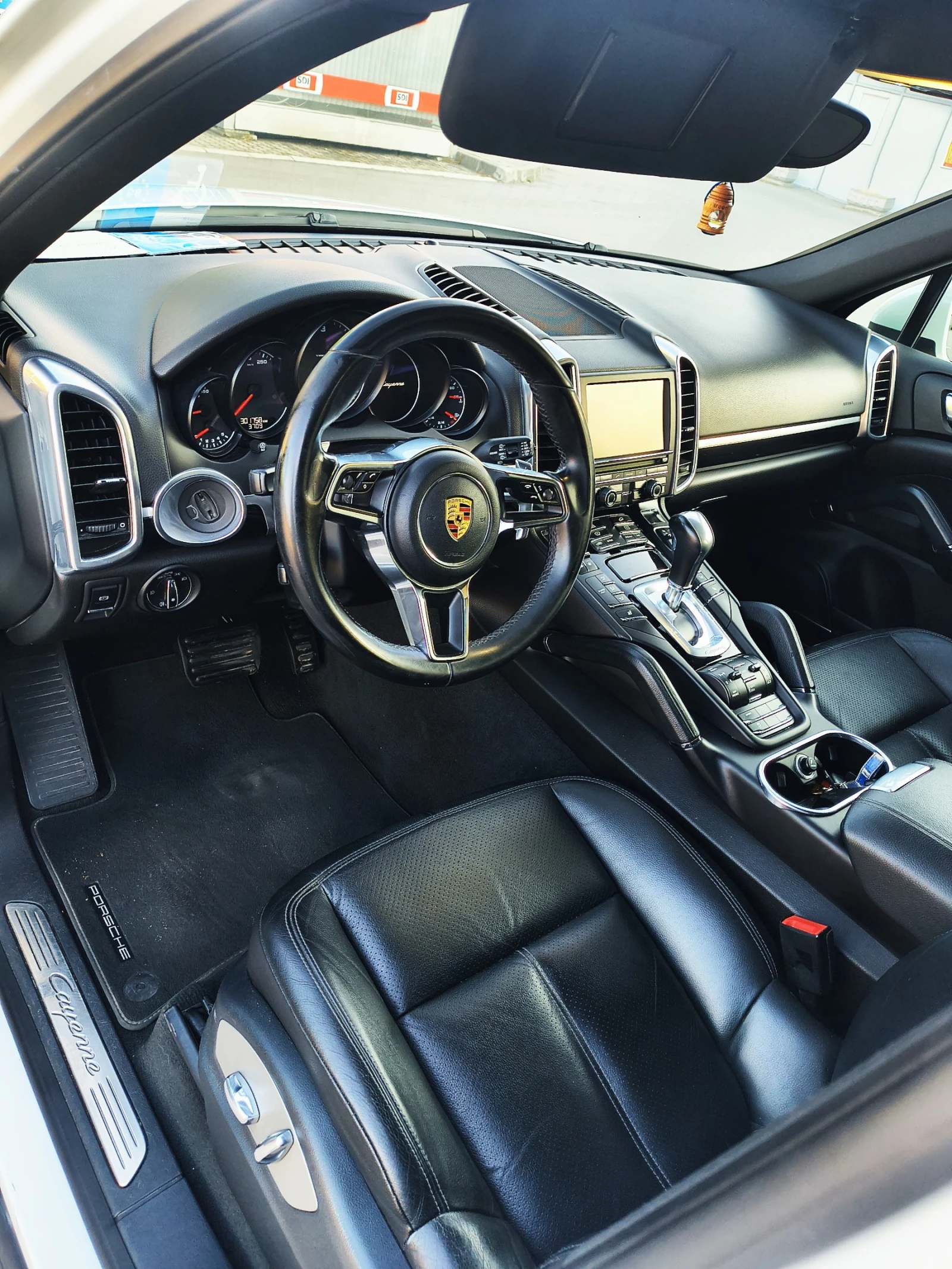 Porsche Cayenne, снимка 4 - Автомобили и джипове - 55396973