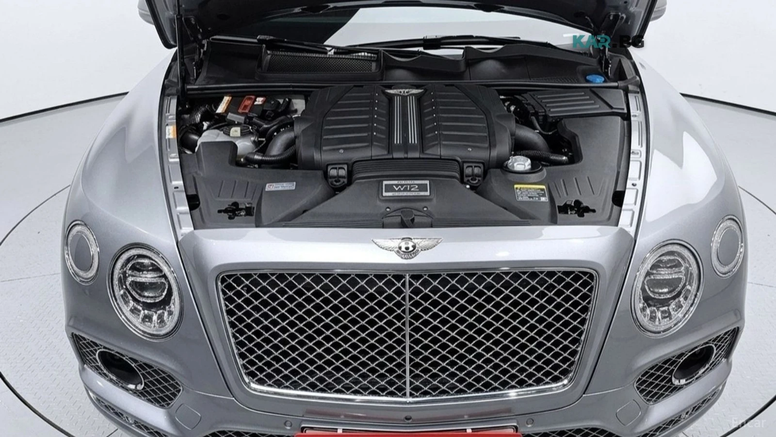 Bentley Bentayga 6.0* W12* ДИСТРОНИК* ПОДГРЕВ* ОБДУХ* МАСАЖИ* КАМЕР, снимка 17 - Автомобили и джипове - 55953186