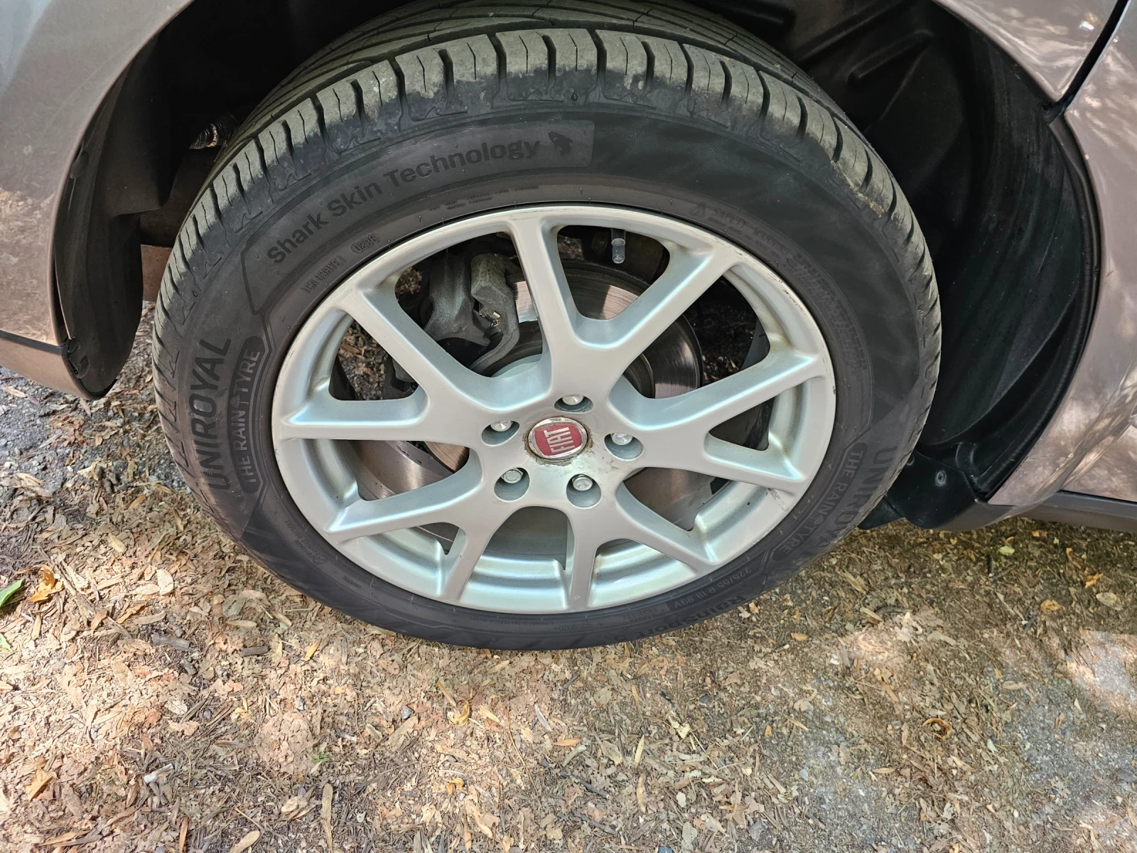 Fiat Freemont 2.0, 170 кс, предно, снимка 11 - Автомобили и джипове - 56112716