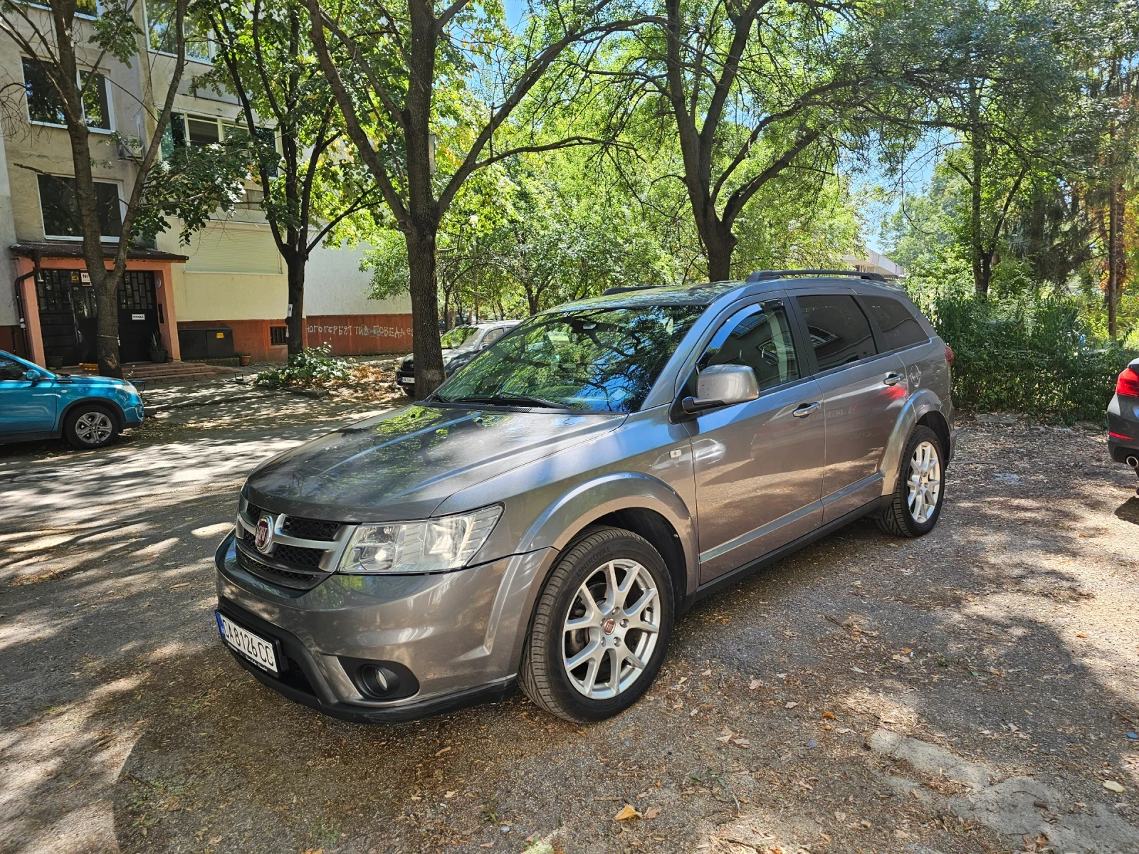Fiat Freemont 2.0, 170 кс, предно, снимка 5 - Автомобили и джипове - 56112716