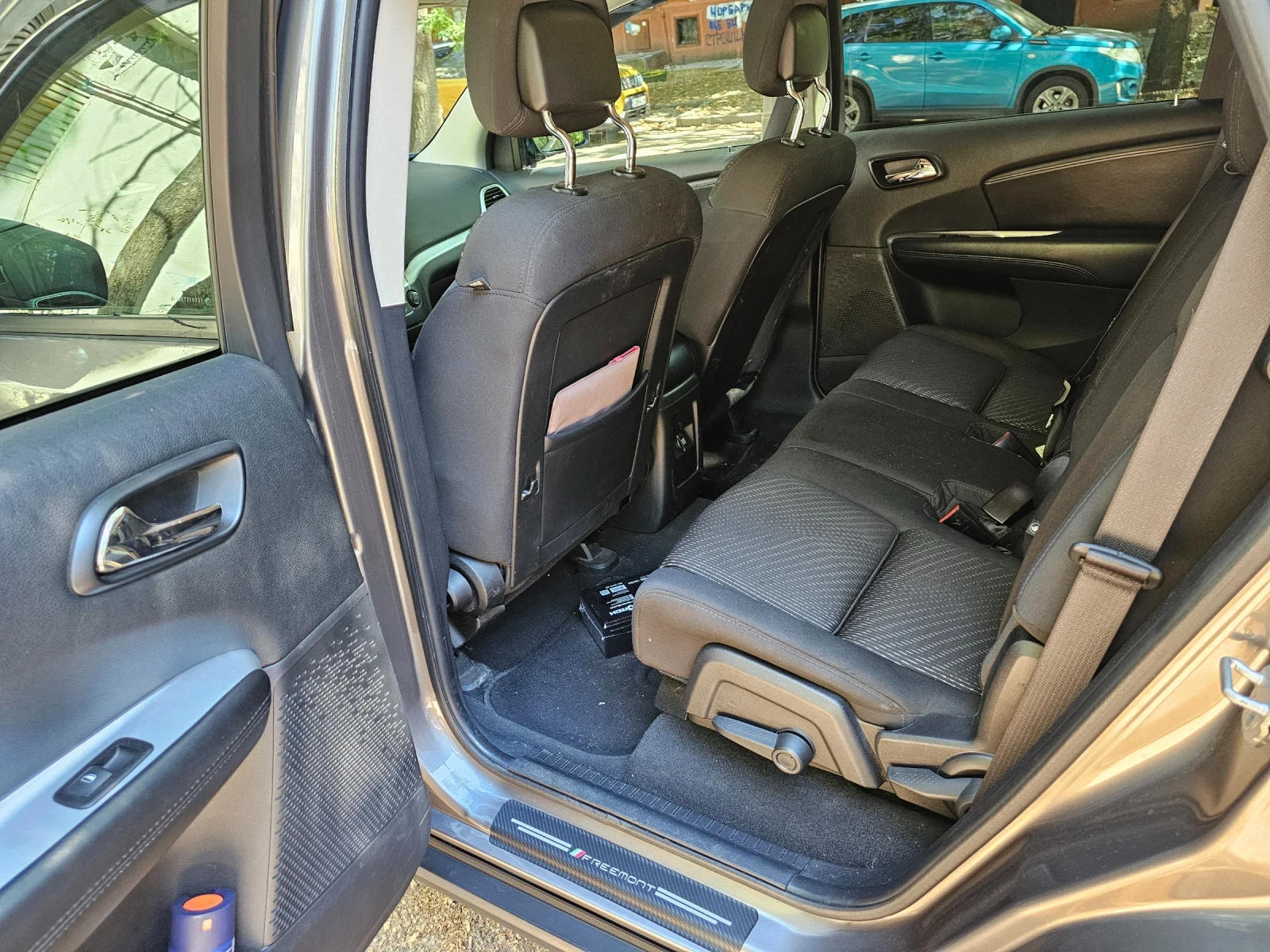 Fiat Freemont 2.0, 170 кс, предно, снимка 4 - Автомобили и джипове - 56112716