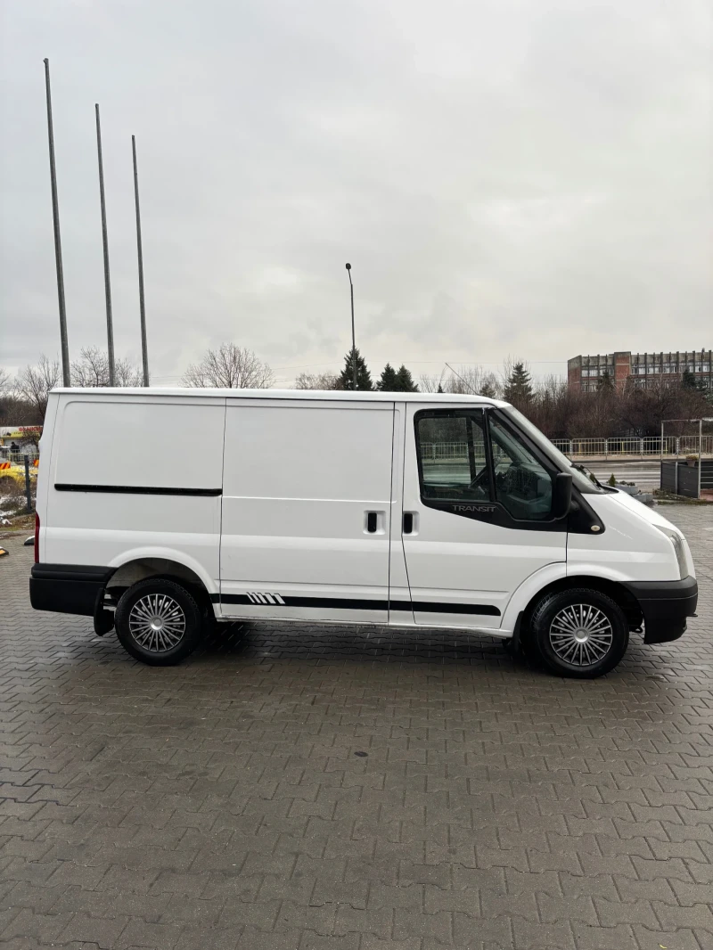 Ford Transit 2.2tdci, снимка 6 - Бусове и автобуси - 49233296