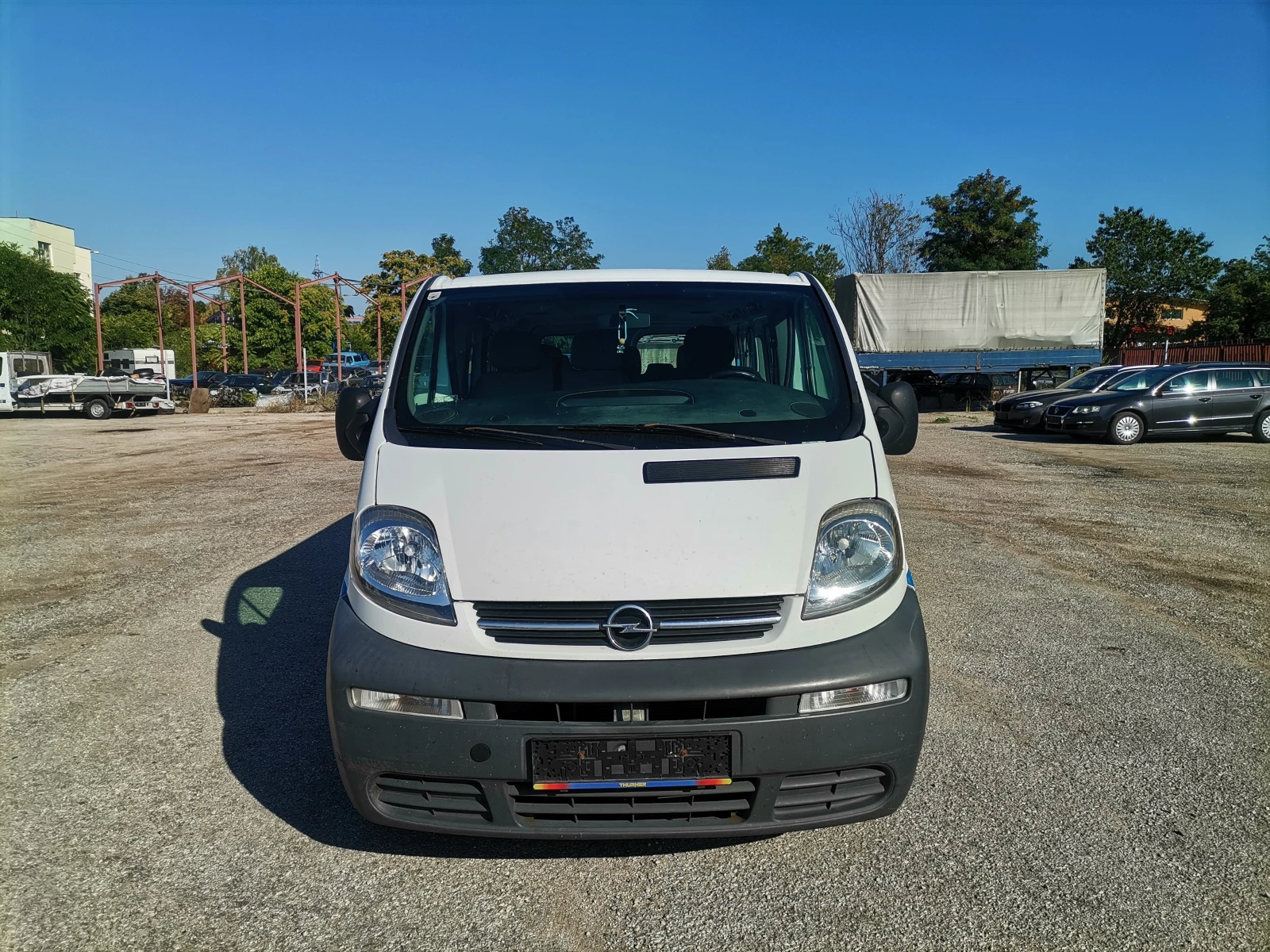 Opel Vivaro 1.9 DCI 101к.с * ДЪЛГА БАЗА 9м.*  - изображение 2