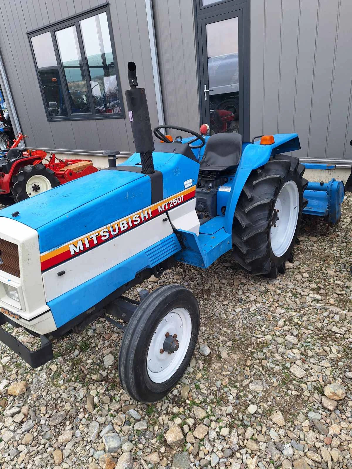  Mitsubishi MT2501 | Mobile.bg   1