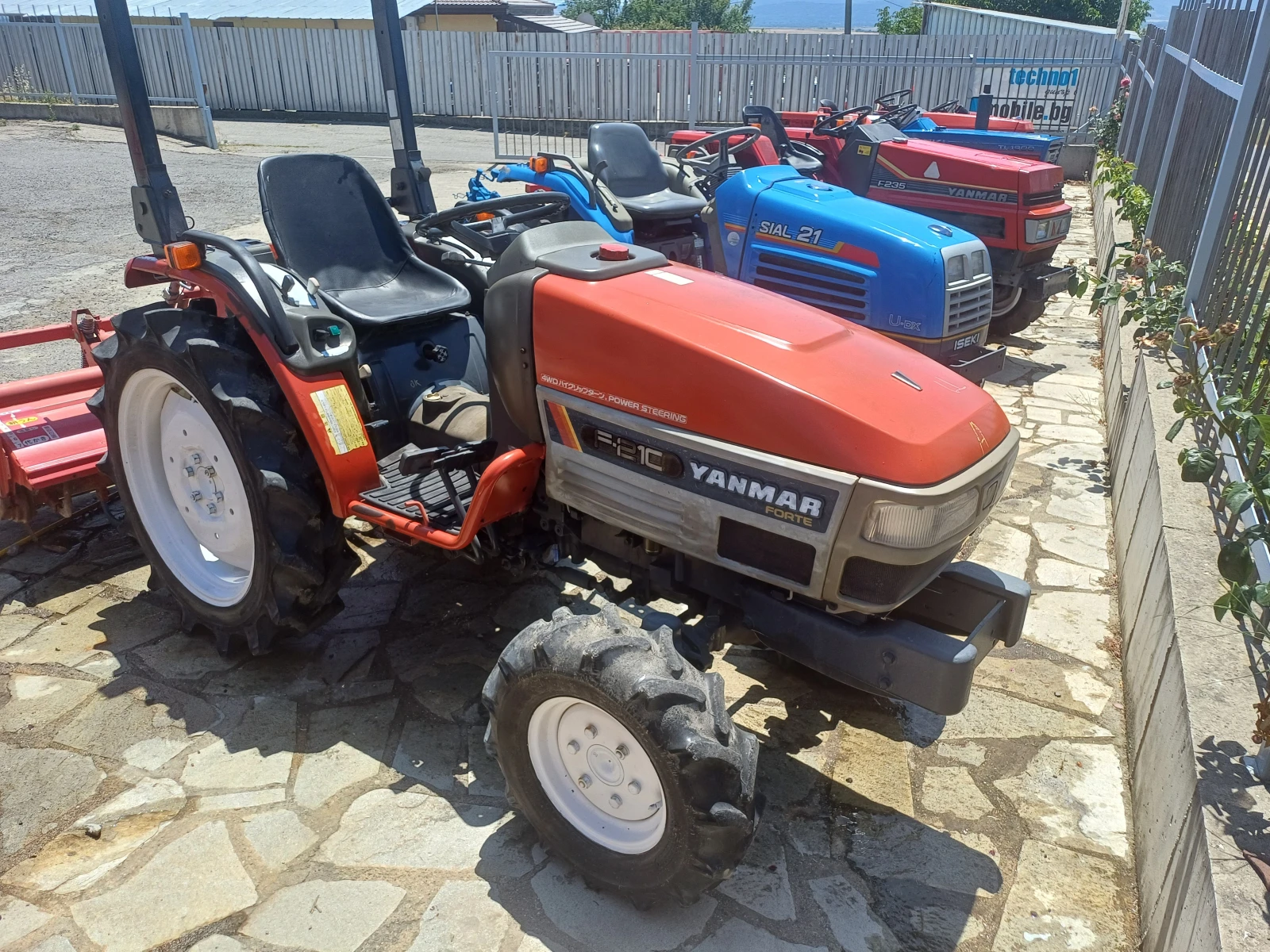 Трактор Yanmar F210 - изображение 2
