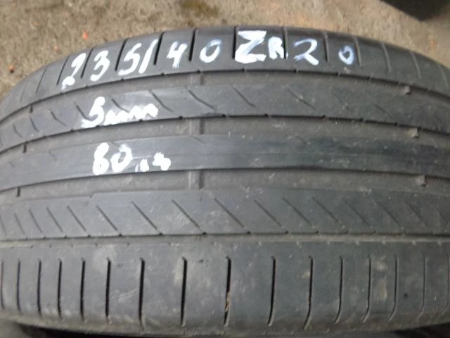 Гуми Летни 235/40R20, снимка 9 - Гуми и джанти - 20347111