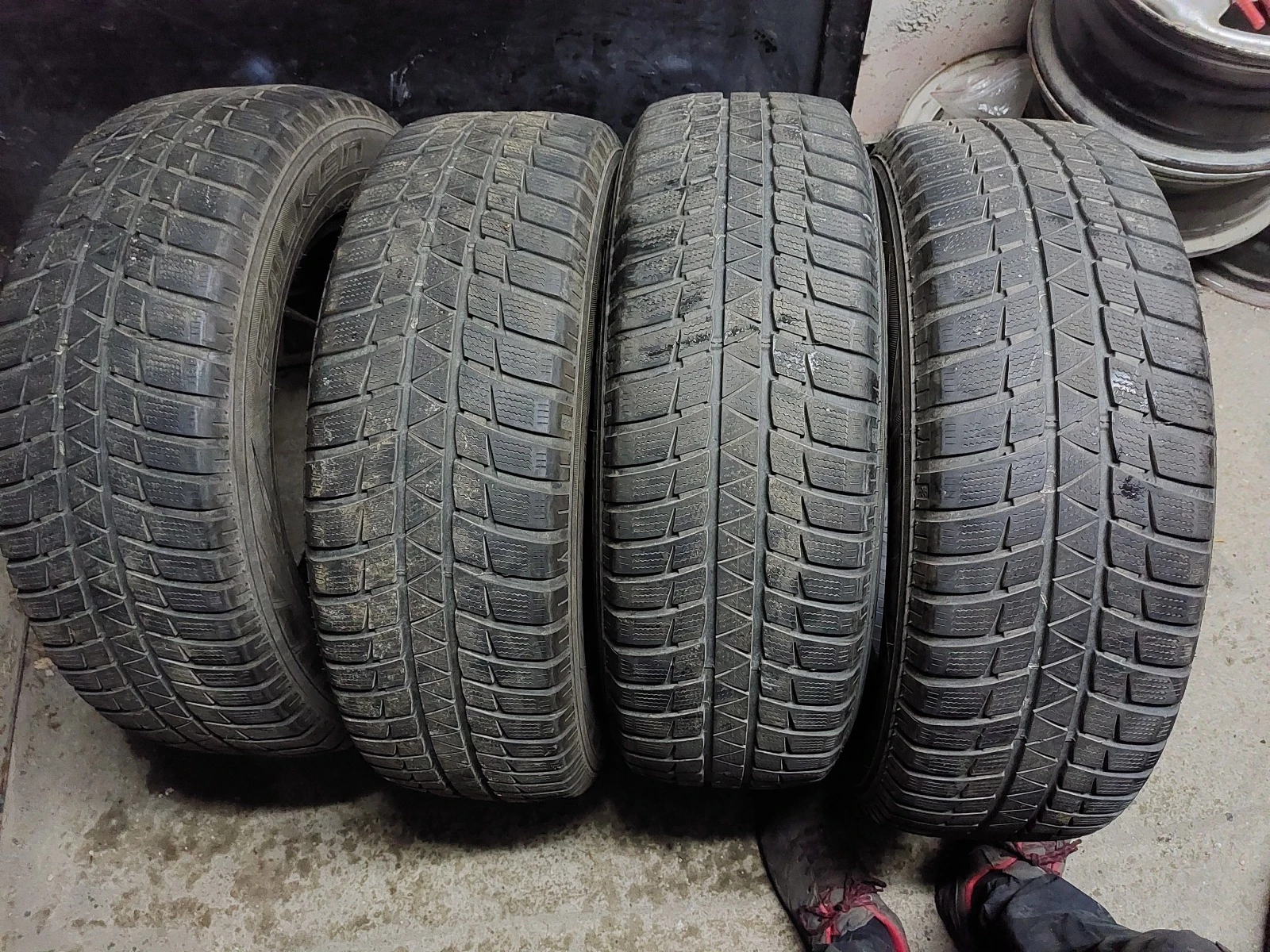 ���� 225/65R17 | Mobile.bg � ����������� 1
