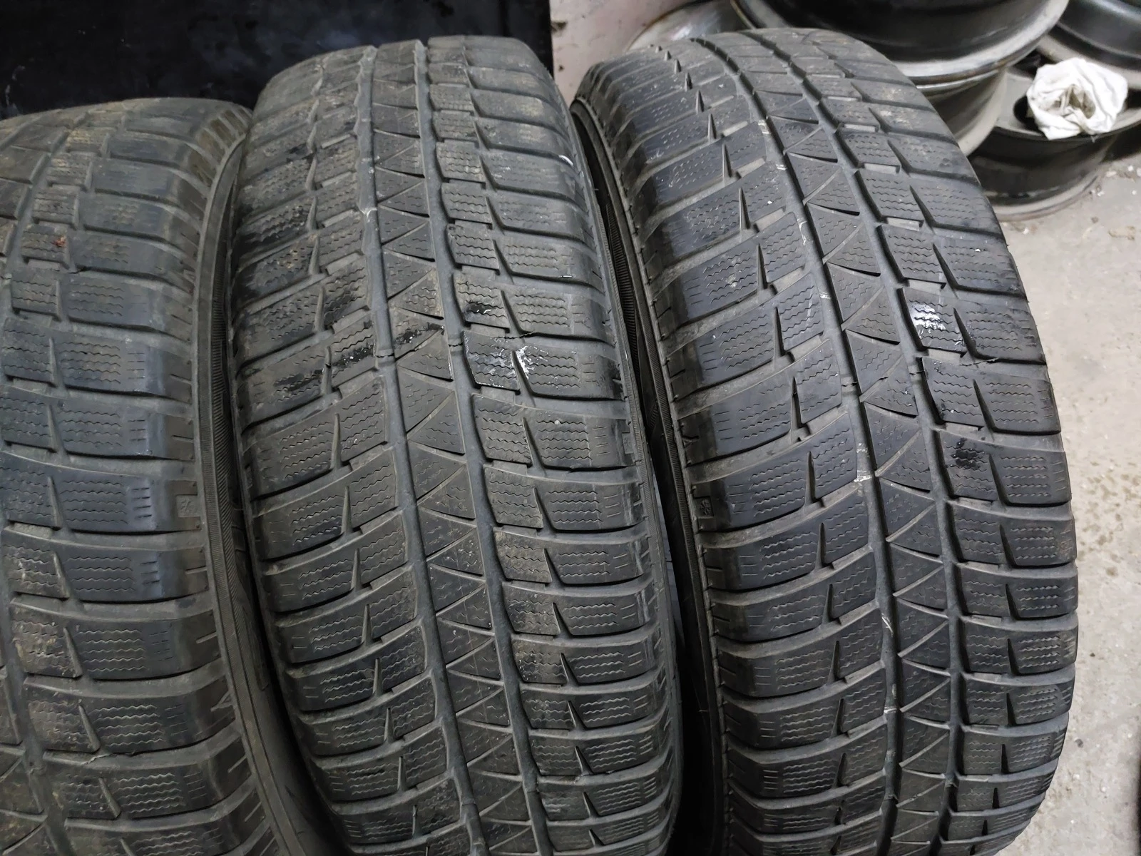 ���� 225/65R17 | Mobile.bg � ����������� 2