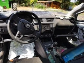 Skoda Octavia 1.6TDI, 115к.с., снимка 5