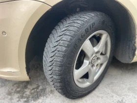 VW Touran 1.6 - 106кс, снимка 9