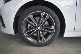 BMW 218, снимка 5