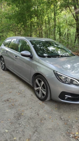 Peugeot 308 1, 5 blue Hdi 130 EAT 8 euro6b, снимка 3