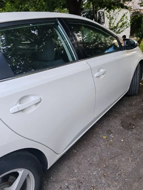 Обява за продажба на Toyota Auris ~14 000 лв. - изображение 3