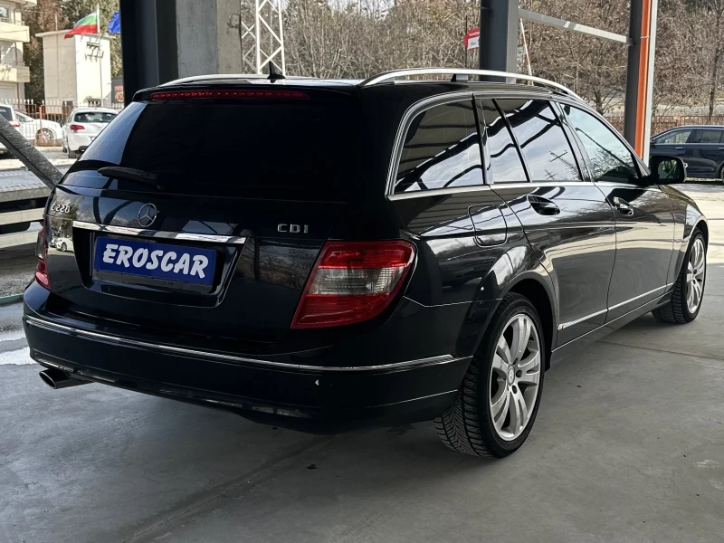 Mercedes-Benz C 220 CDI, снимка 4 - Автомобили и джипове - 48892879