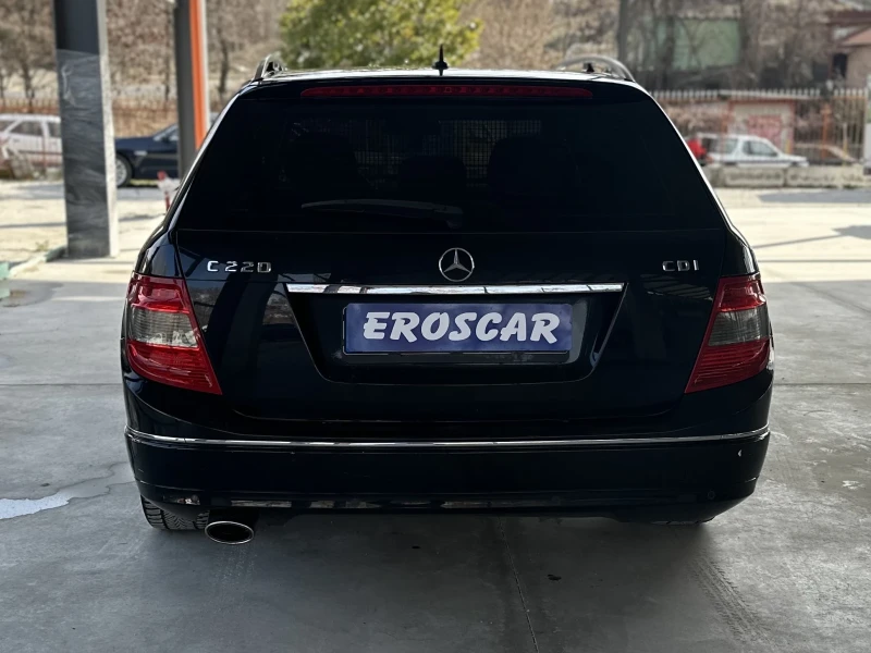 Mercedes-Benz C 220 CDI, снимка 6 - Автомобили и джипове - 48892879