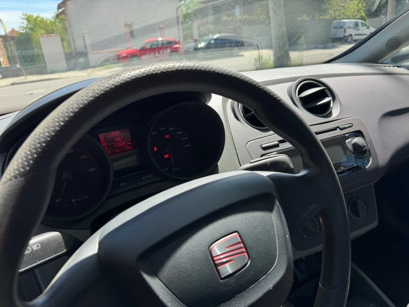 Seat Ibiza 1.2 BENZIN AUSTRIA, снимка 9 - Автомобили и джипове - 51217884