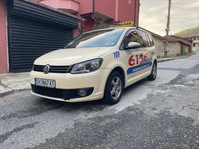 VW Touran 1.6 - 106кс, снимка 2 - Автомобили и джипове - 53152816
