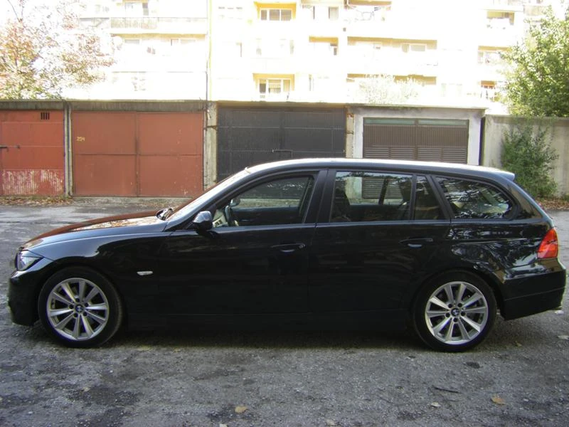 BMW 320 SPORT PAK 160 x.km, снимка 6 - Автомобили и джипове - 46739037