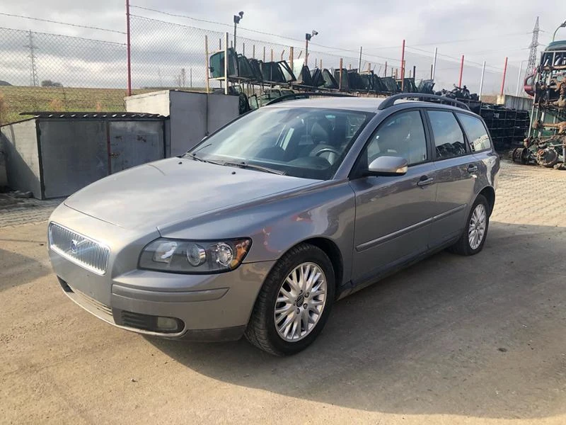 Volvo V50 2.0, снимка 2 - Автомобили и джипове - 41990926