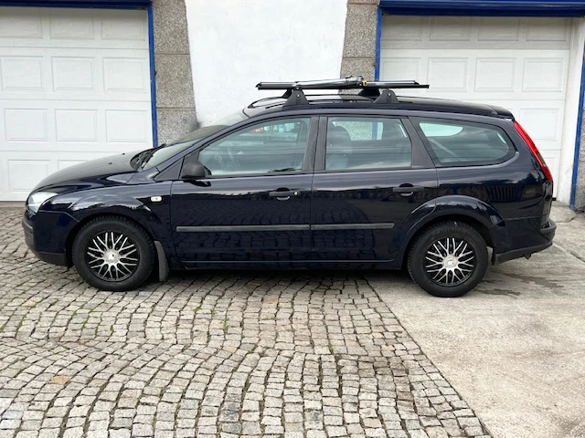 Ford Focus 1.6 100кс Германия, снимка 4 - Автомобили и джипове - 52955526