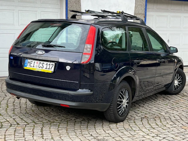 Ford Focus 1.6 100кс Германия, снимка 8 - Автомобили и джипове - 52955526