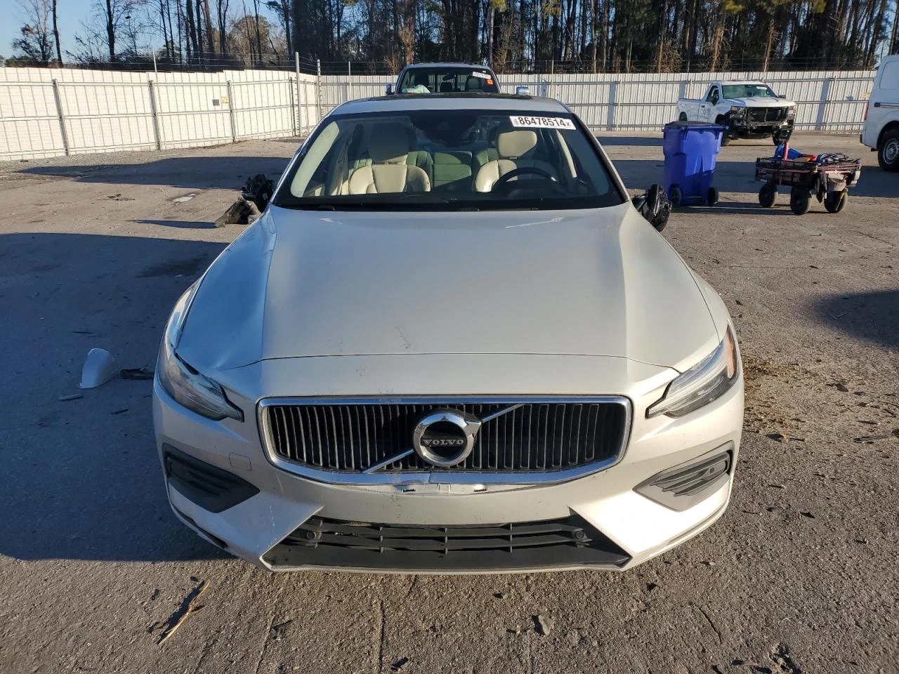 Volvo S60 T5 MOMENTUM 2.0T - изображение 2