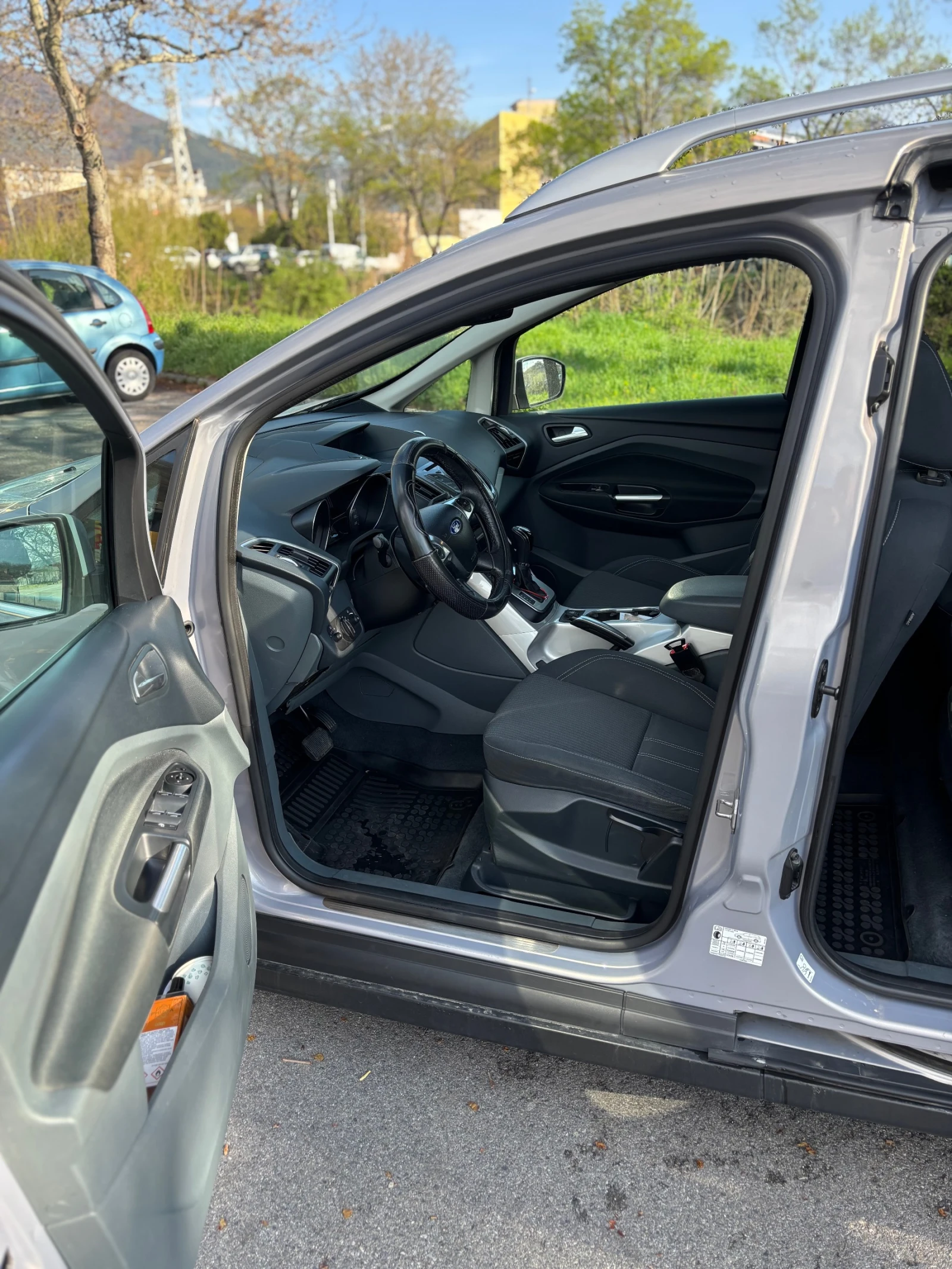 Ford C-max  Grand 2.0 -7 места Navi - изображение 6