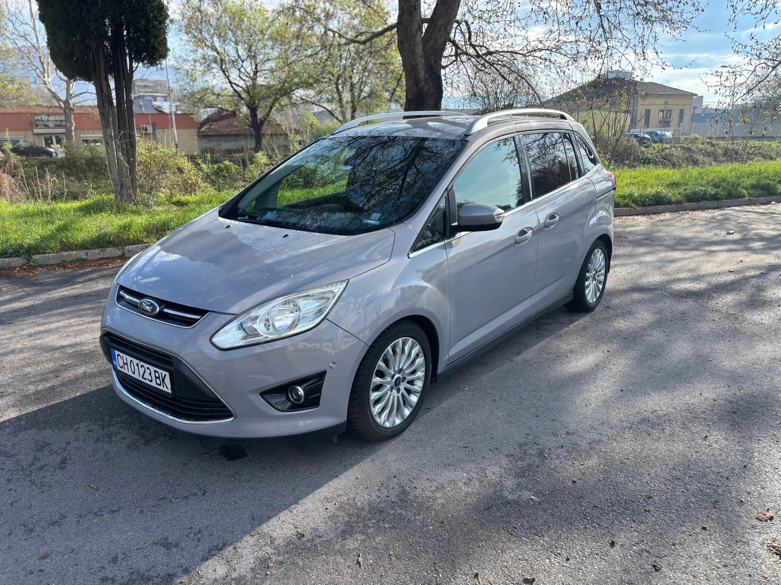 Ford C-max  Grand 2.0 -7 места Navi - изображение 2